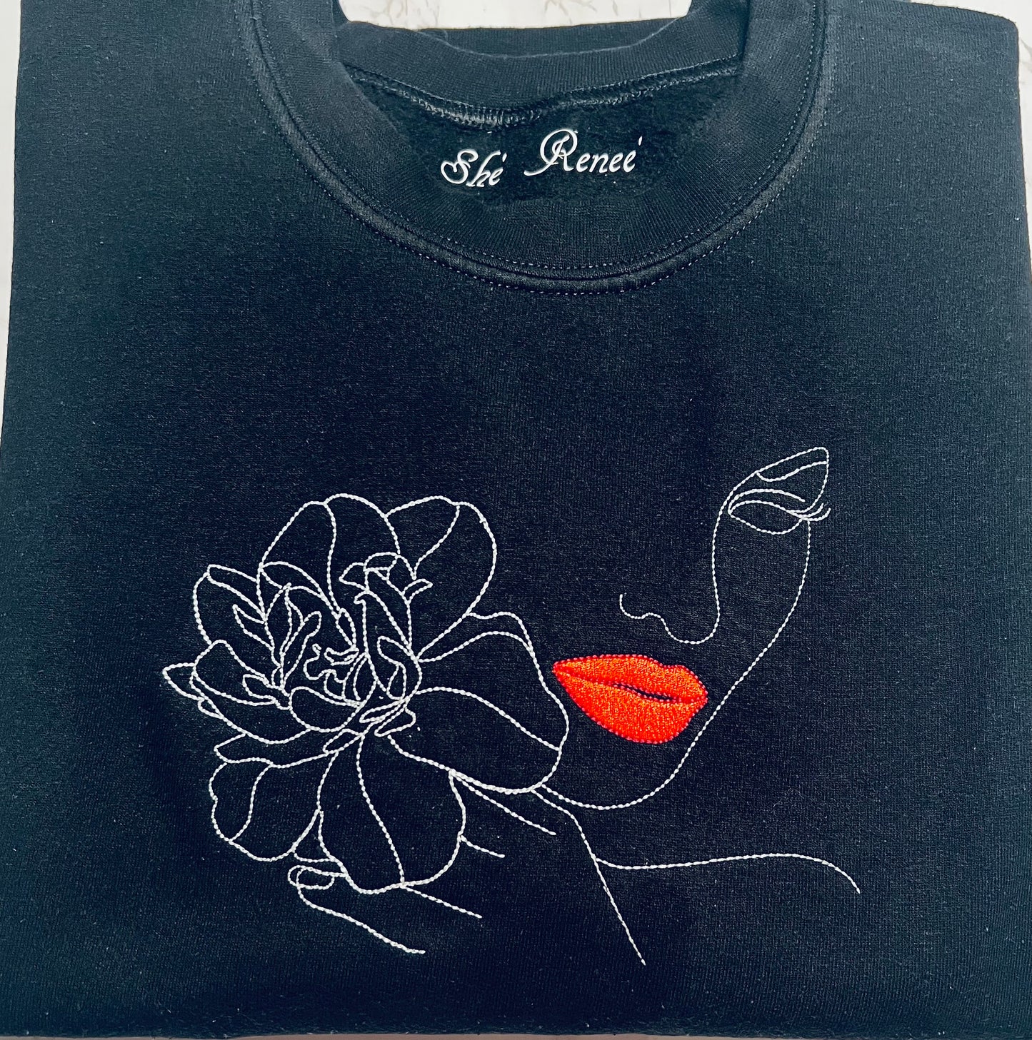 Red Lip 👄 Crew